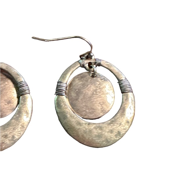 Antique Gold Oval Hammered Drop Earrings - Picture 3 of 4